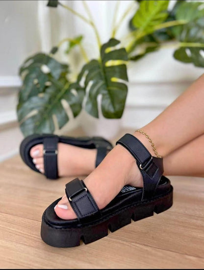 Martina Chic™ SANDALIA MARTINA